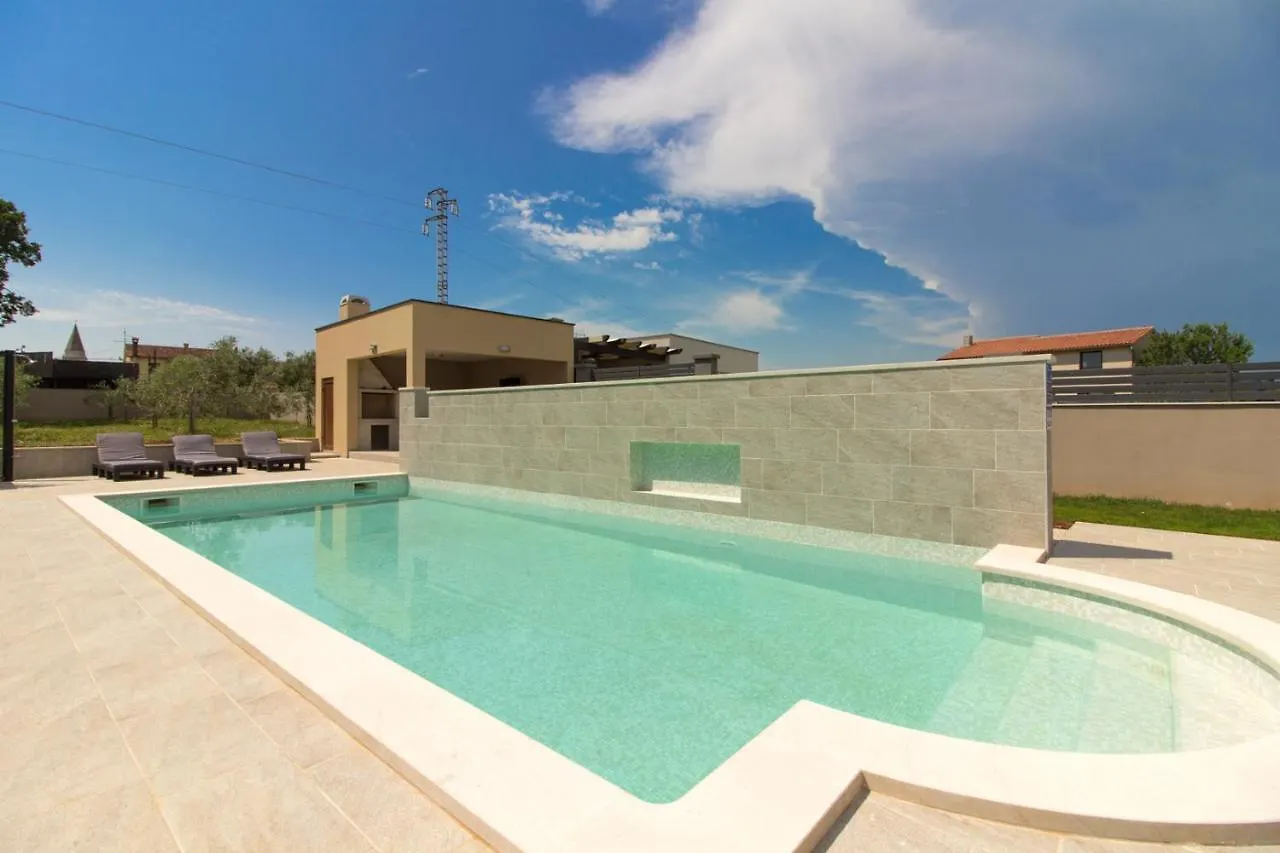Beautiful Villa Markulin With Private Pool Near Pula Sisan Croatia