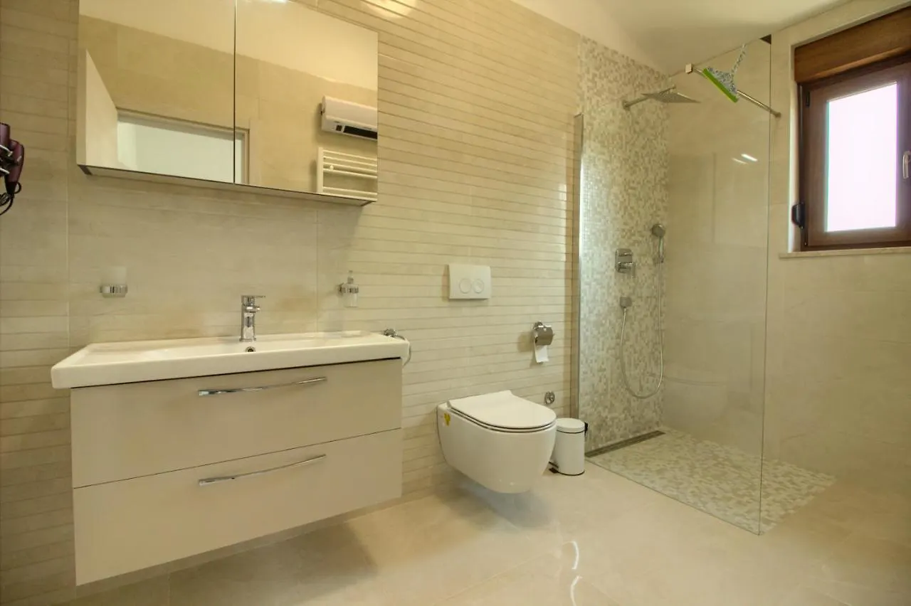 Beautiful Villa Markulin With Private Pool Near Pula Sisan Croatia